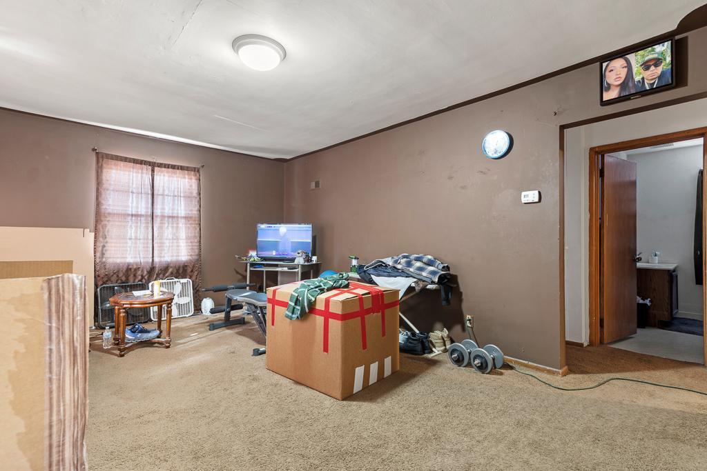 402 Mill Street Marshall, MN 56258 - Photo 10 of 29