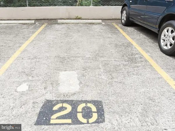 $222,900 | 2710 Macomb Street Northwest, Unit 111, Washington, DC 20008