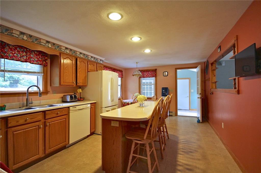 204 Main Street Springvale, ME 04083 - Photo 9 of 35 Plenty of room to entertain