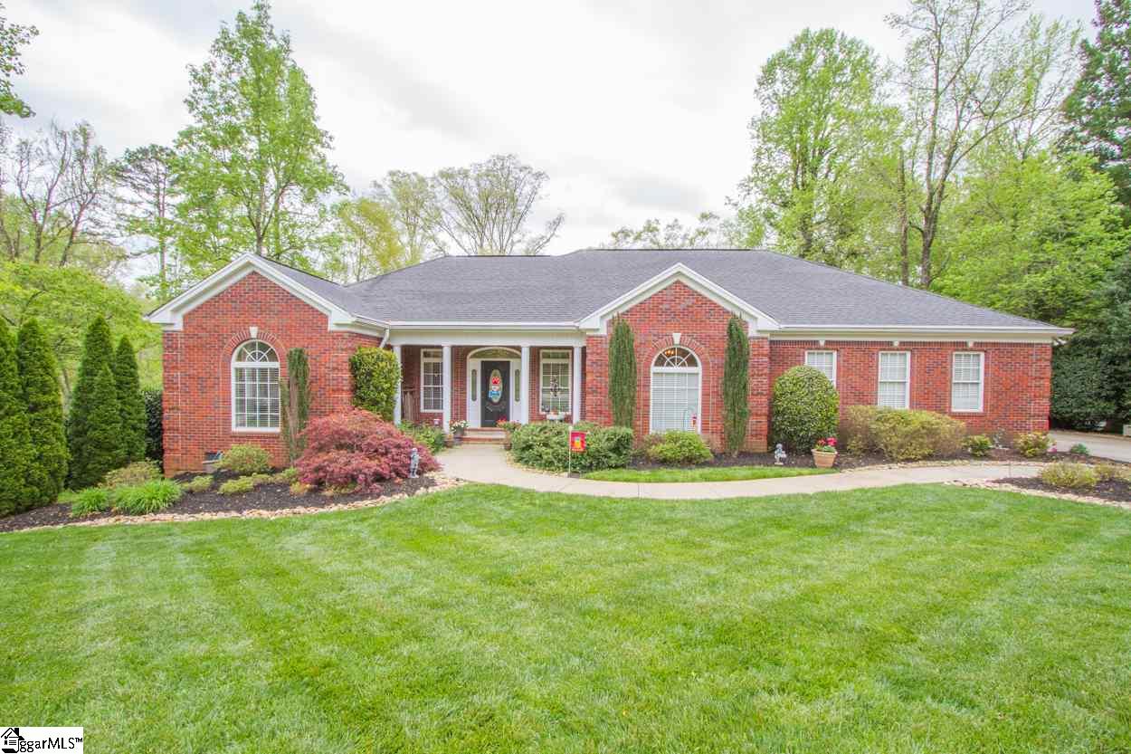 103 Heathwood Road Easley, SC 29640 - Photo 2 of 36