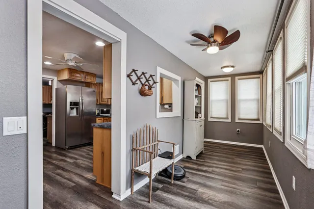 $284,900 | 50 East State Street, Hartford, WI 53027