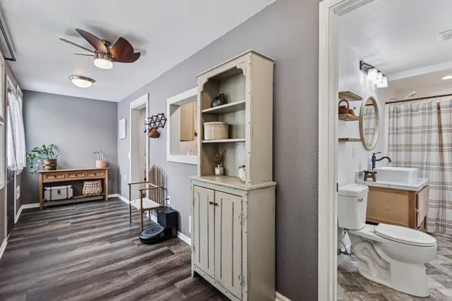 $284,900 | 50 East State Street, Hartford, WI 53027