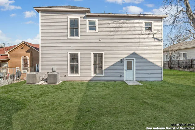 $900,000 | 918 Dawson Street, San Antonio, TX 78202