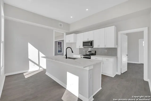 $900,000 | 918 Dawson Street, San Antonio, TX 78202