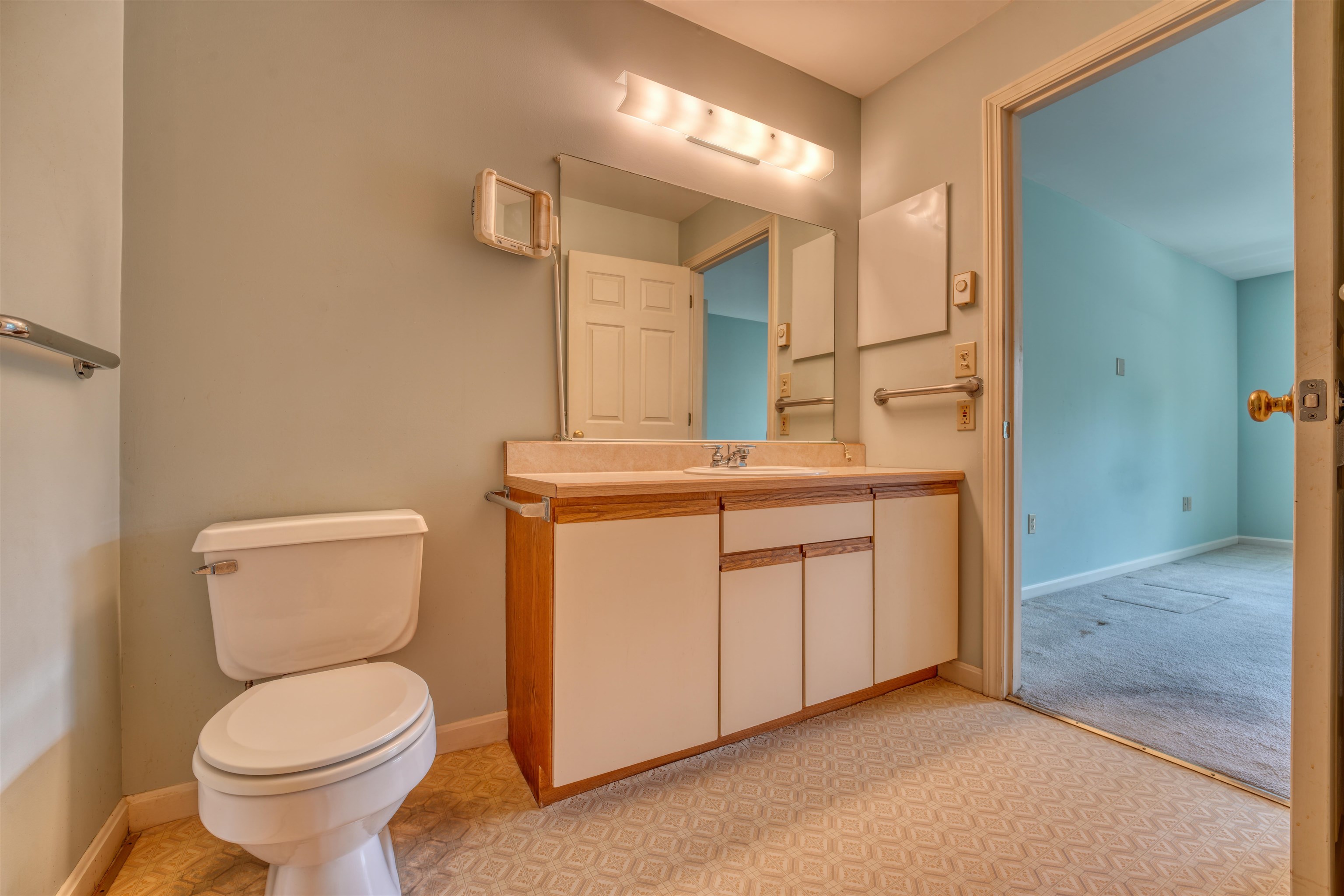 322 Parkside Road, Unit 27 New London, NH 03257 - Photo 16 of 22