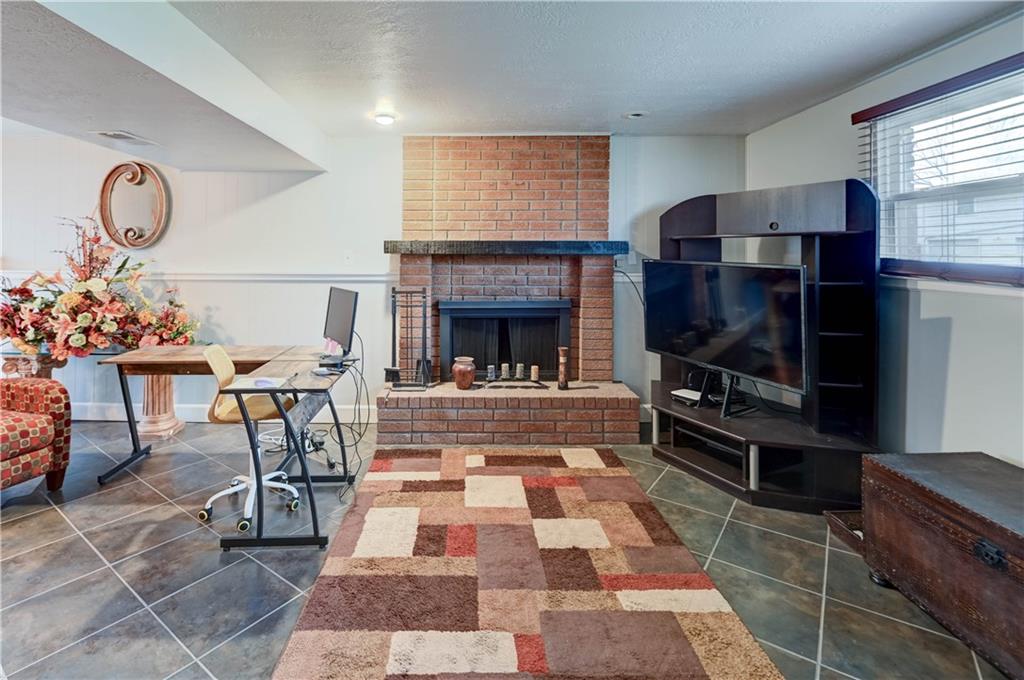 12901 Byars Road Grandview, MO 64030 - Photo 16 of 27