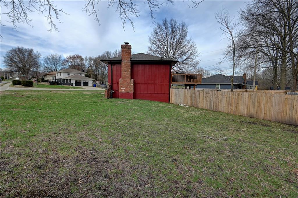 12901 Byars Road Grandview, MO 64030 - Photo 2 of 27