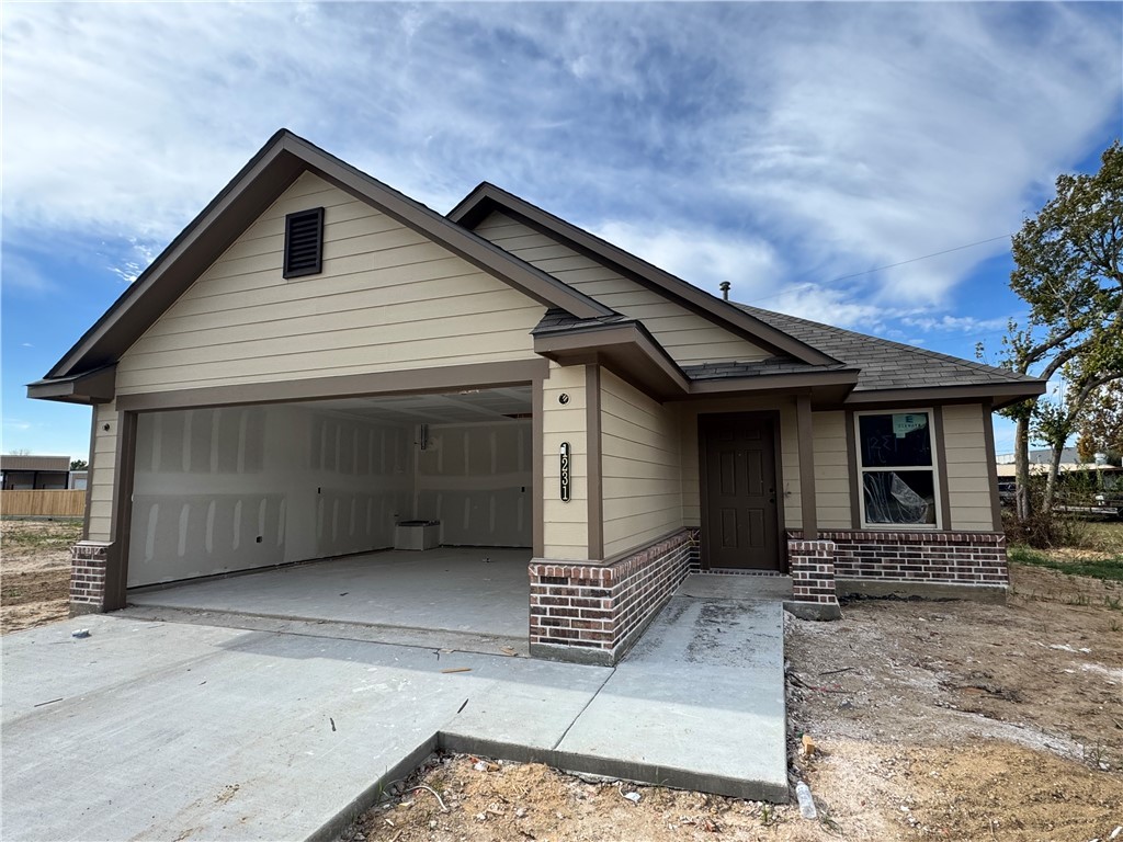 1231 High Street Navasota, TX 77868 - Photo 18 of 18 a house view with a outdoor space