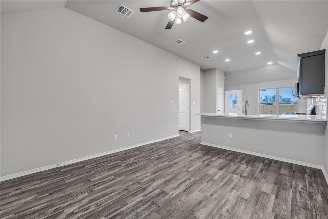 1231 High Street Navasota, TX 77868 - Photo 3 of 18 a view of kitchen and window