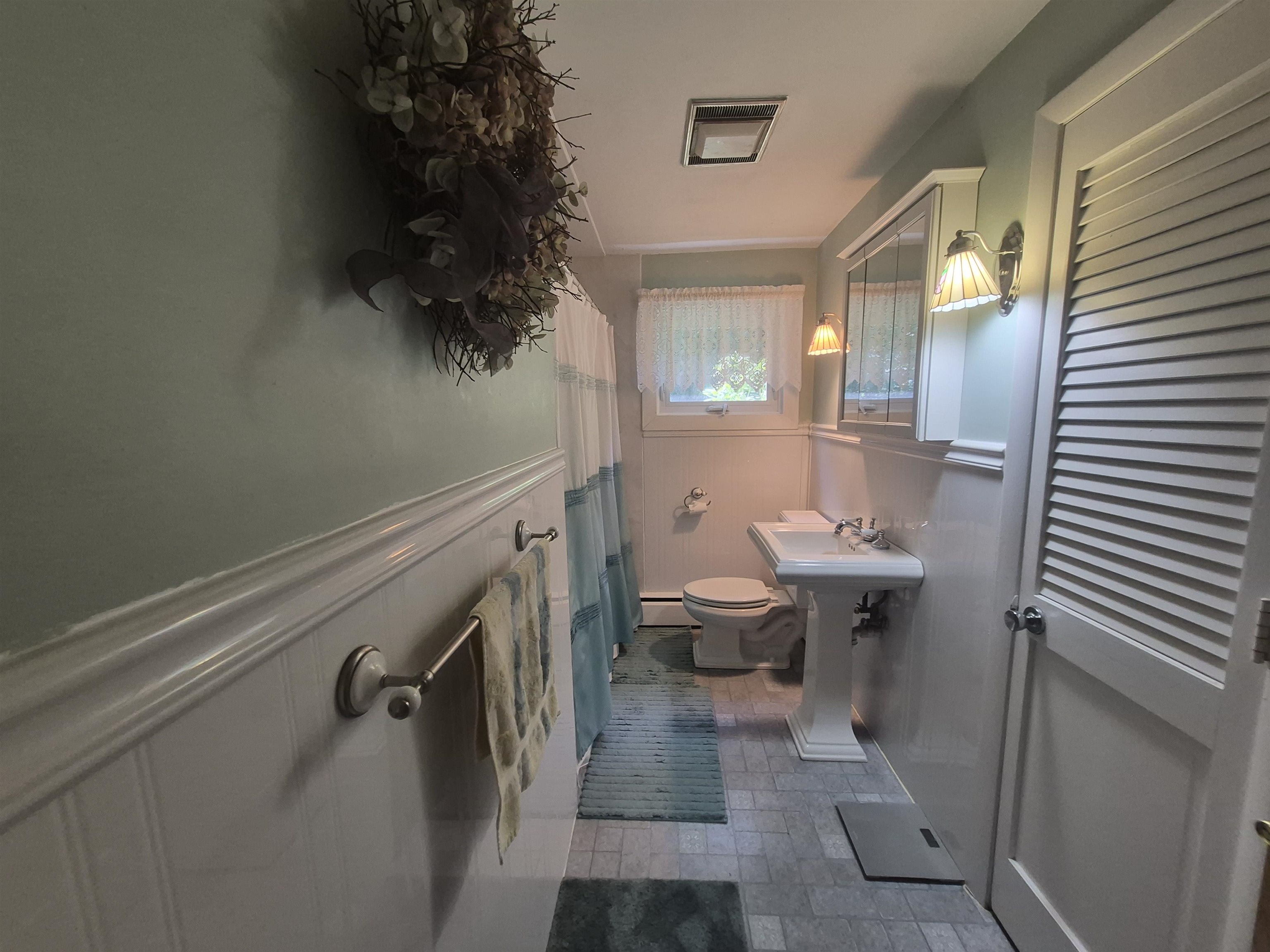108 Newton Road Plaistow, NH 03865 - Photo 17 of 30