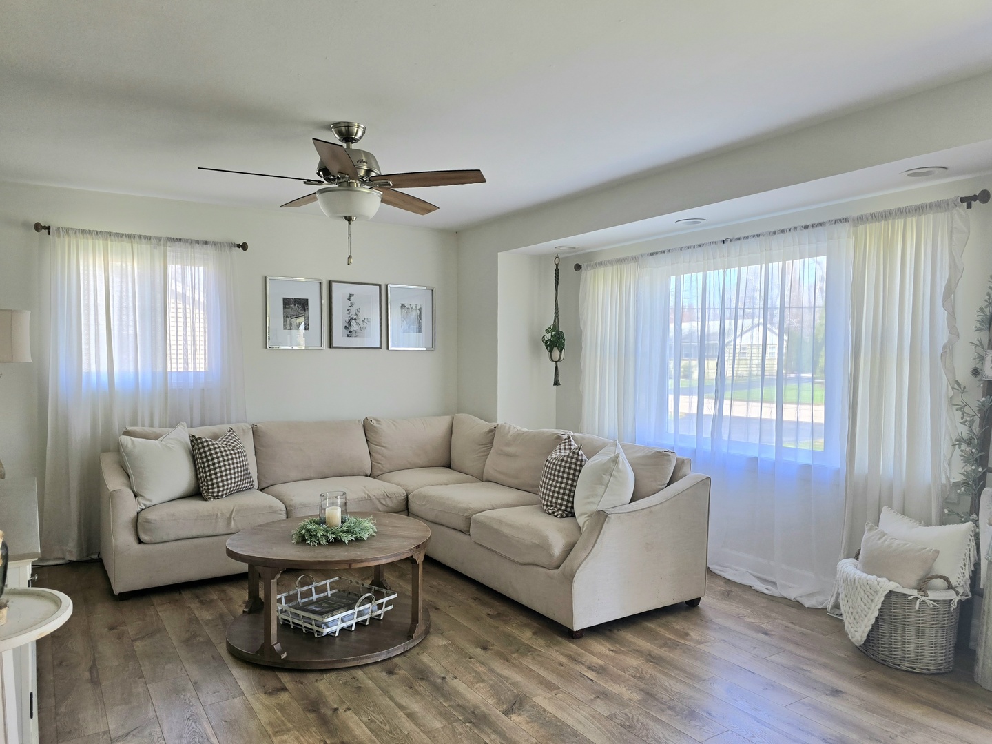 344 Douglas Road Batavia, IL 60510 - Photo 2 of 20