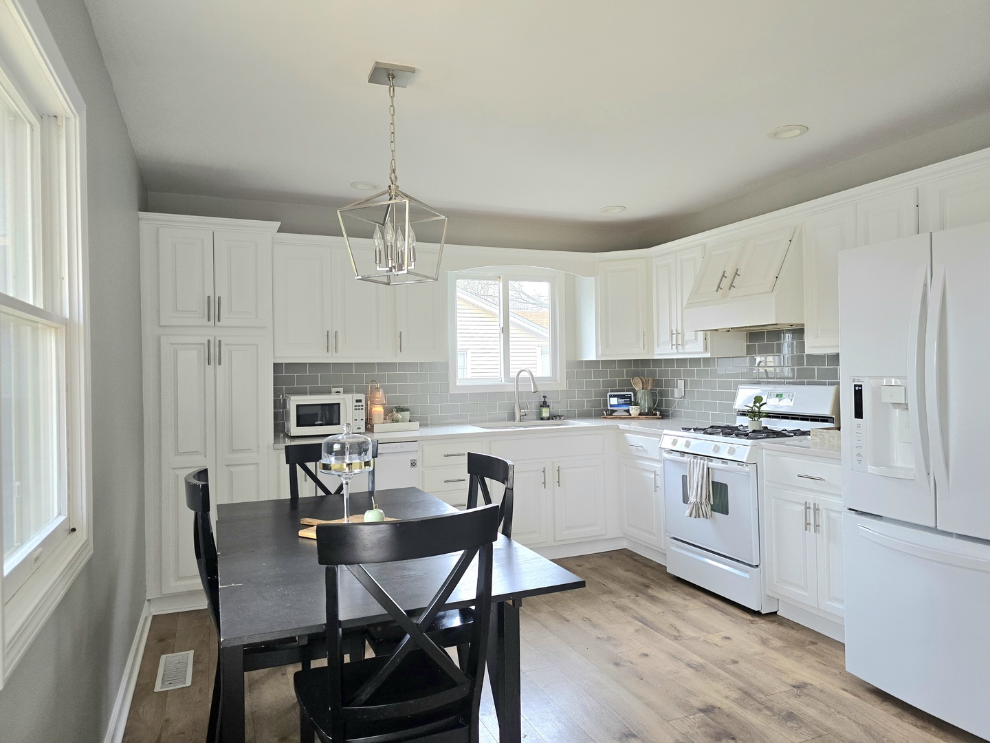 344 Douglas Road Batavia, IL 60510 - Photo 4 of 20