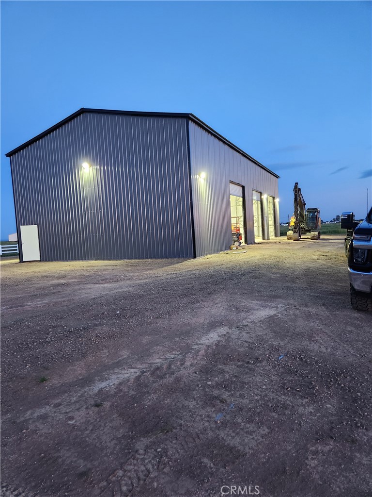4395 Tecate Road Corning, CA 96021 - Photo 1 of 22 Shop 17 ft roll up doors