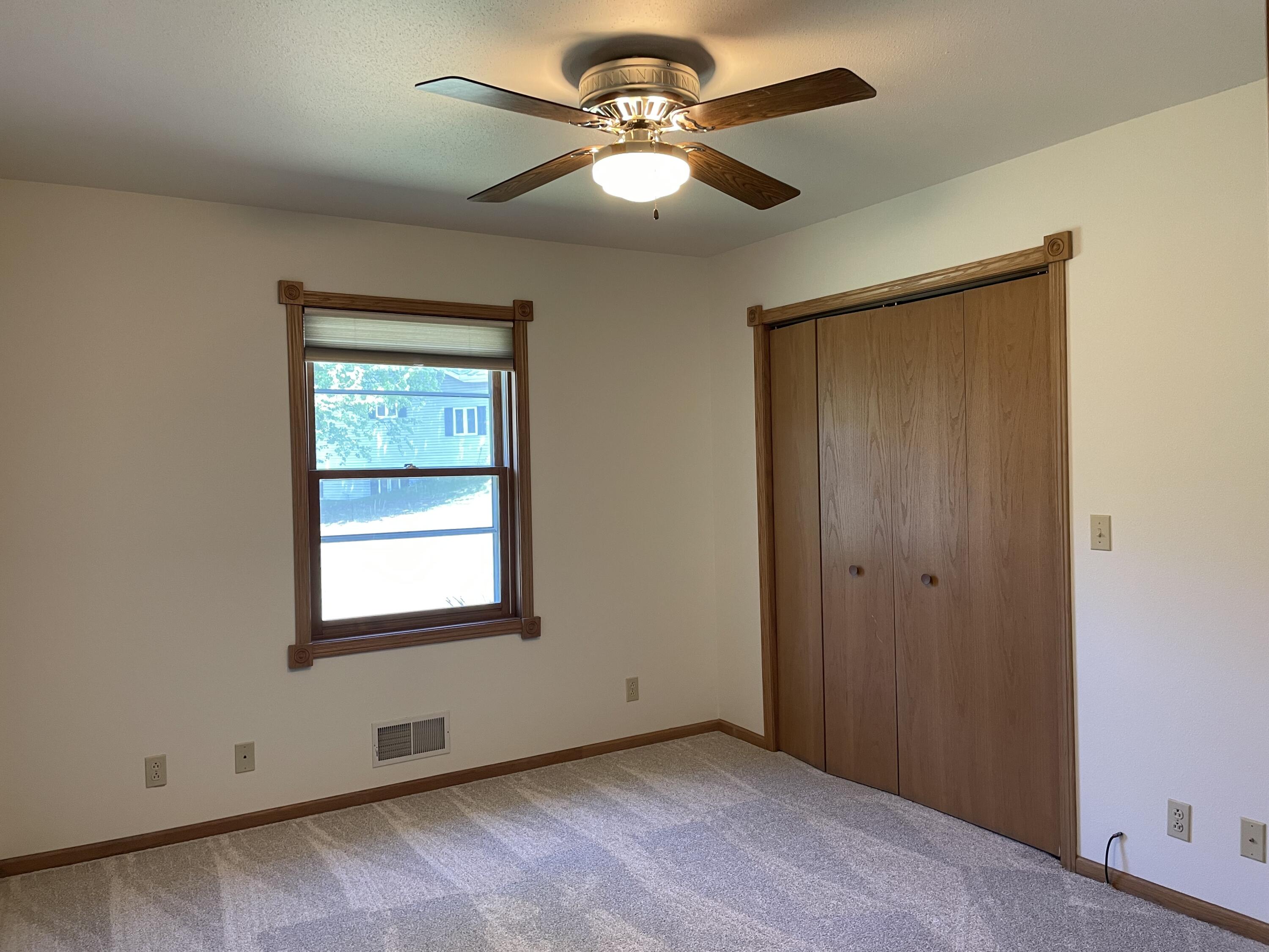 11411 Flavin Road Greenfield, WI 54660 - Photo 16 of 26 BR 3