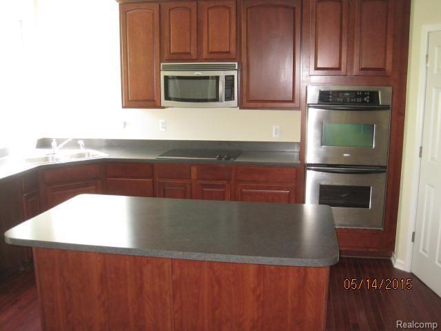 38714 Eight Mile Road Northville, MI 48167 - Photo 6 of 14