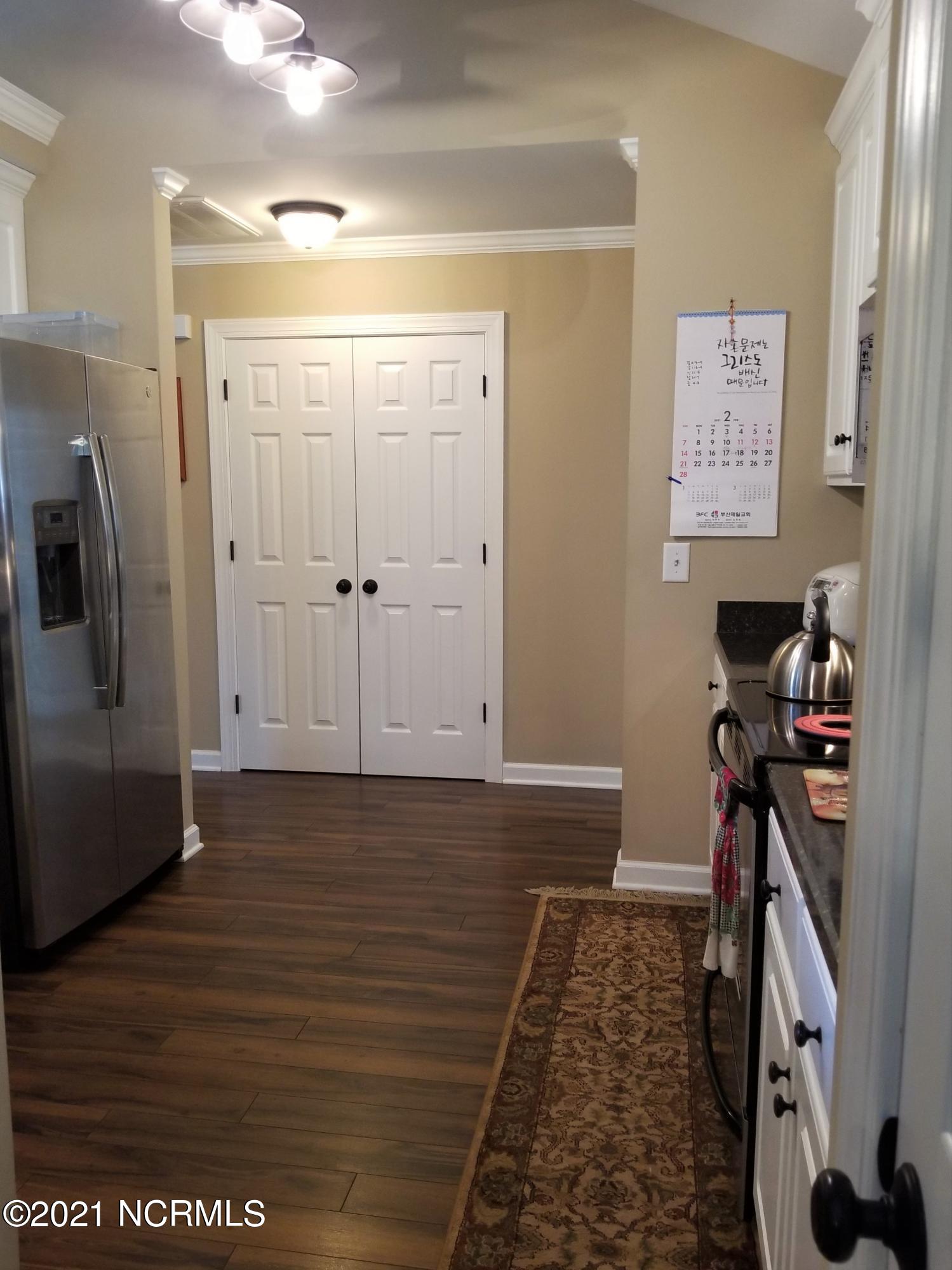 1870 Lansdowne Road Rocky Mount, NC 27804 - Photo 27 of 43 Kitchen view of back hall and closet
