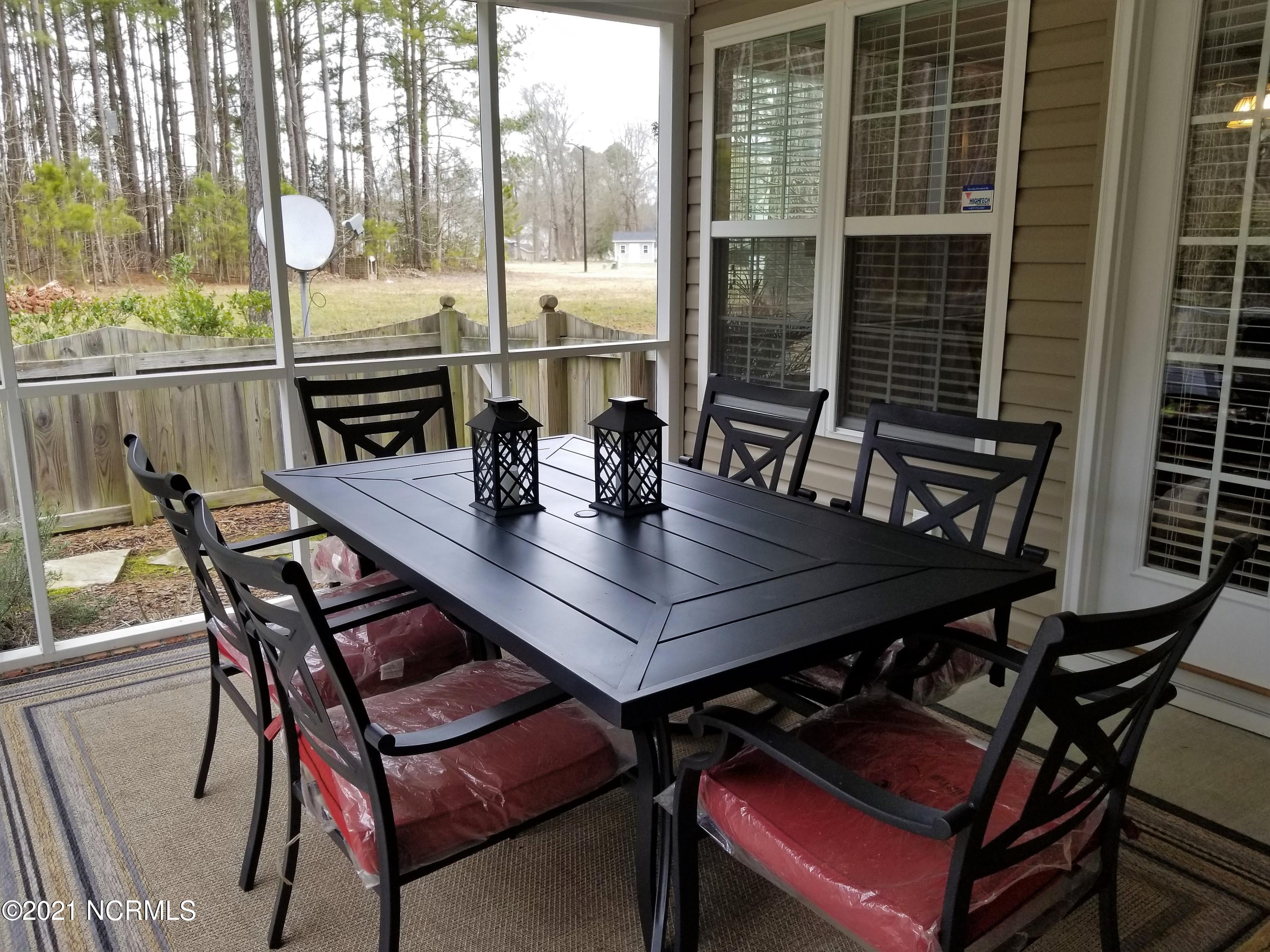 1870 Lansdowne Road Rocky Mount, NC 27804 - Photo 40 of 43 Screened Porch