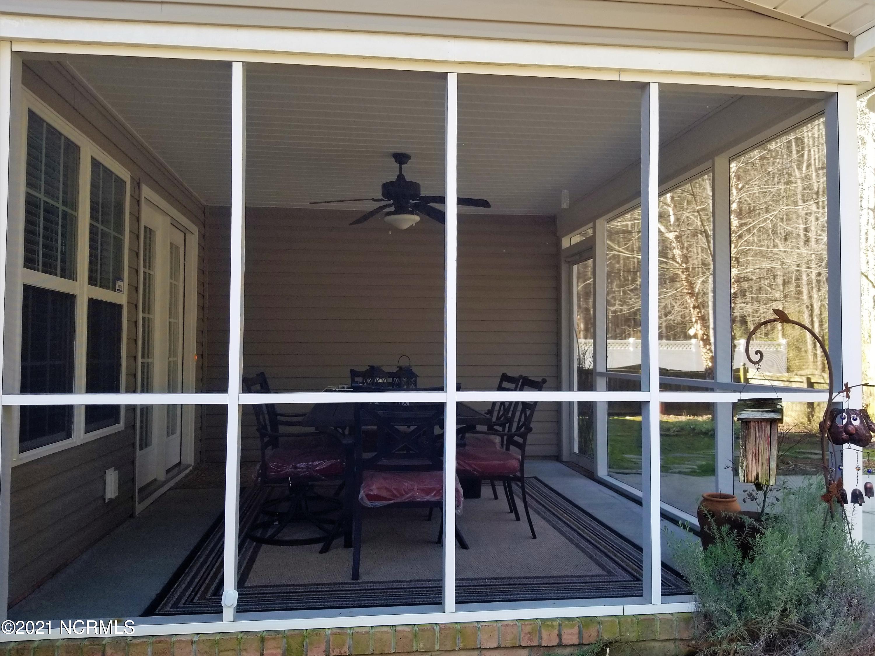 1870 Lansdowne Road Rocky Mount, NC 27804 - Photo 7 of 43 Screened porch
