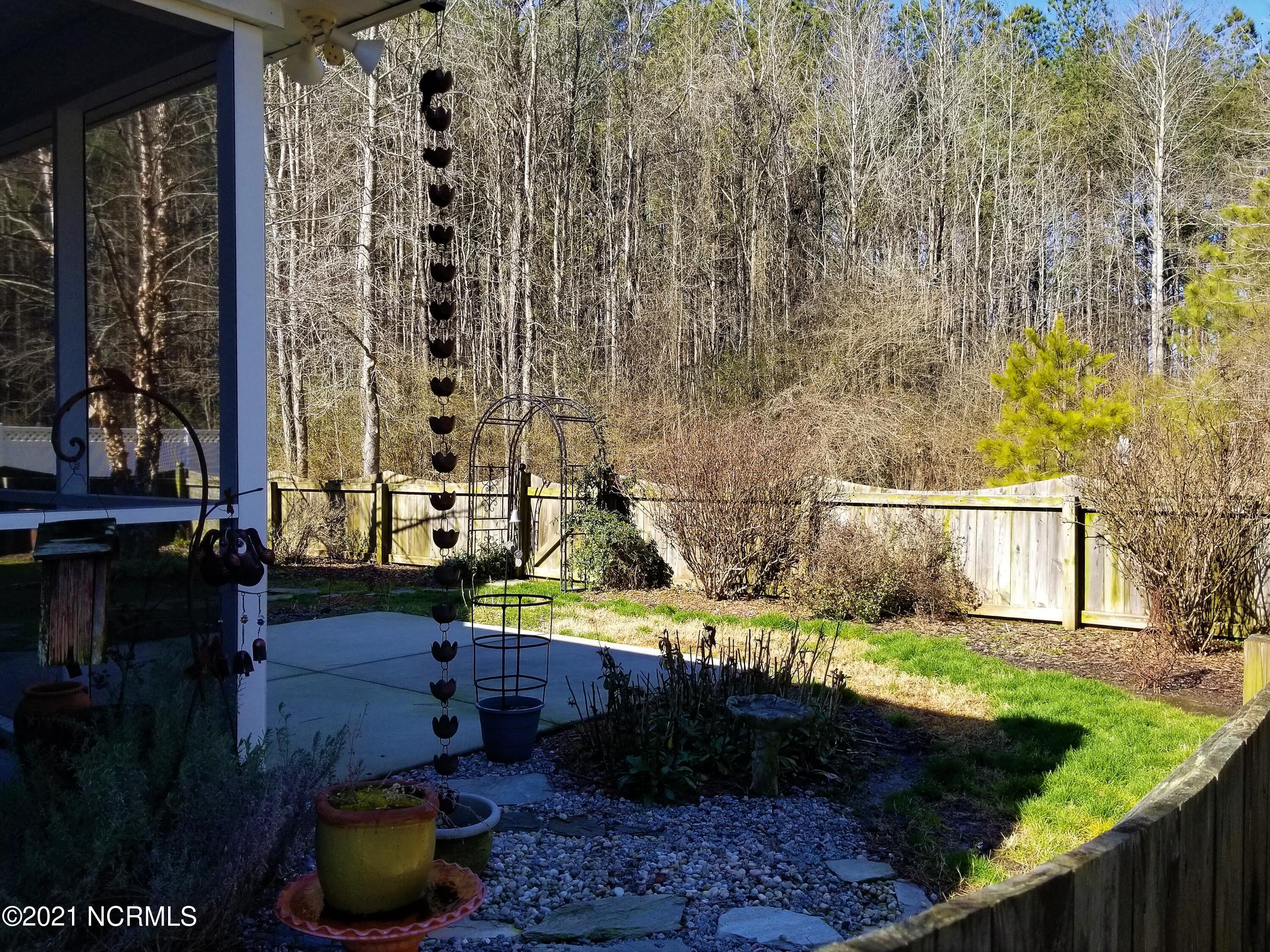 1870 Lansdowne Road Rocky Mount, NC 27804 - Photo 8 of 43 Back garden