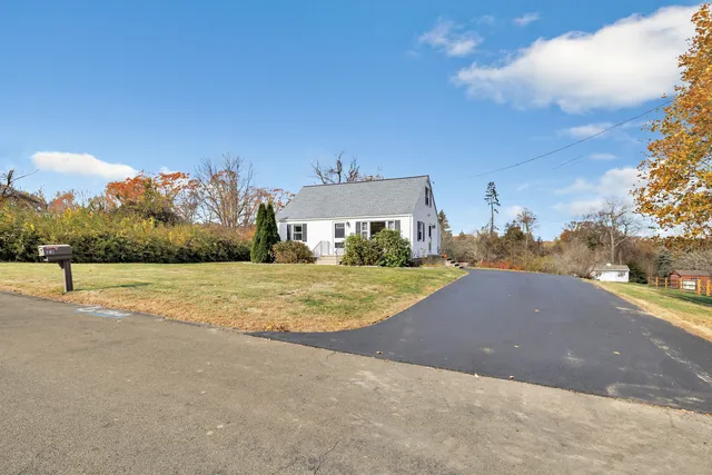 $479,900 | 23 Revere Road, Shelton, CT 06484