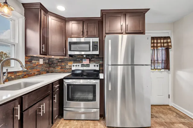 $479,900 | 23 Revere Road, Shelton, CT 06484