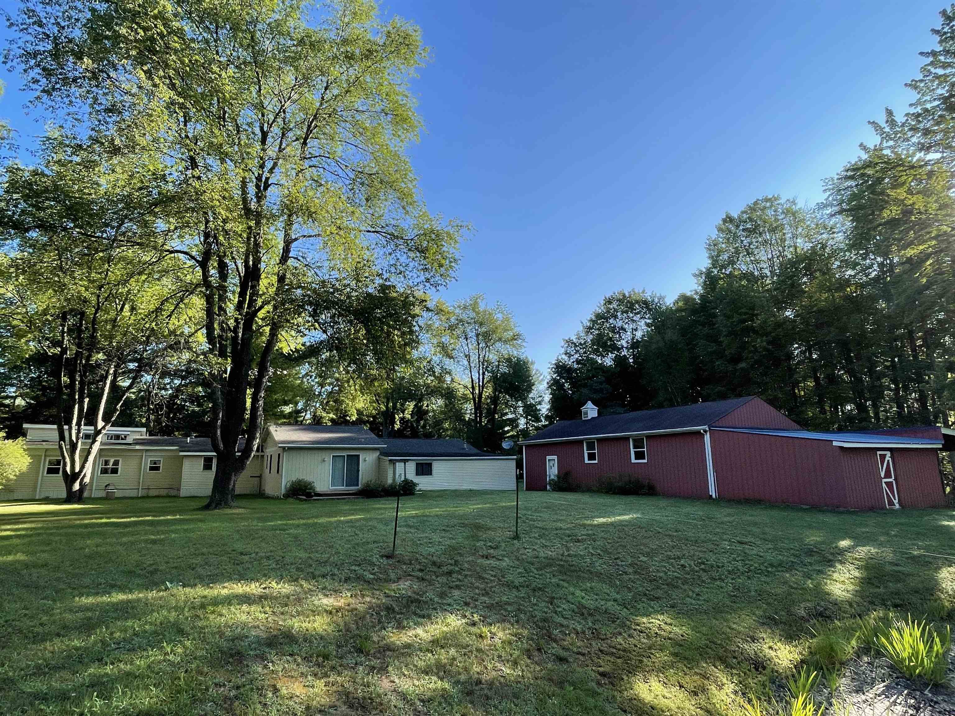 755 Weber Road Gladwin, MI 48624 - Photo 11 of 90 1903685-10.JPG