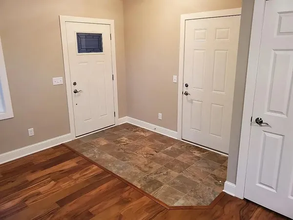 $399,900 | 900 8 Avenue Southwest, Pine Island, MN 55963