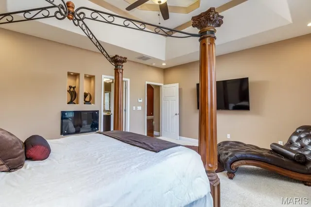 $559,900 | 22805 Green Hills Road, Lebanon, MO 65536