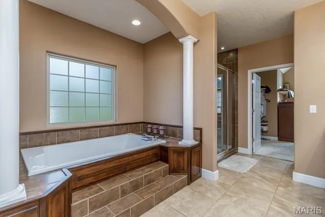 $559,900 | 22805 Green Hills Road, Lebanon, MO 65536