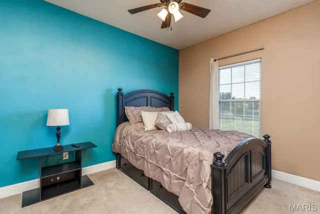 $559,900 | 22805 Green Hills Road, Lebanon, MO 65536