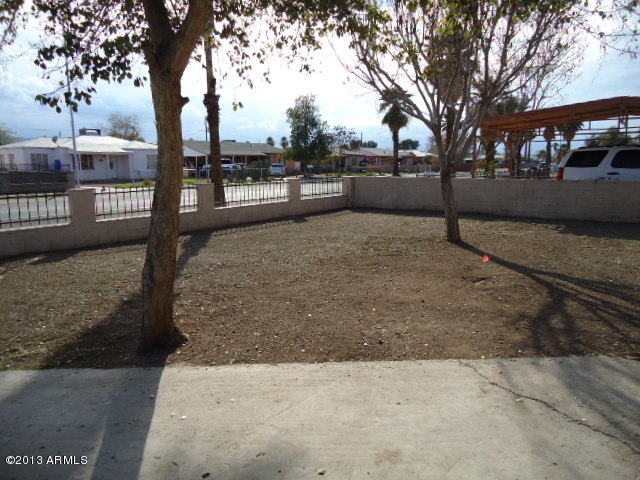 120 West Riverside Street Phoenix, AZ 85041 - Photo 17 of 32 Front Yard 3