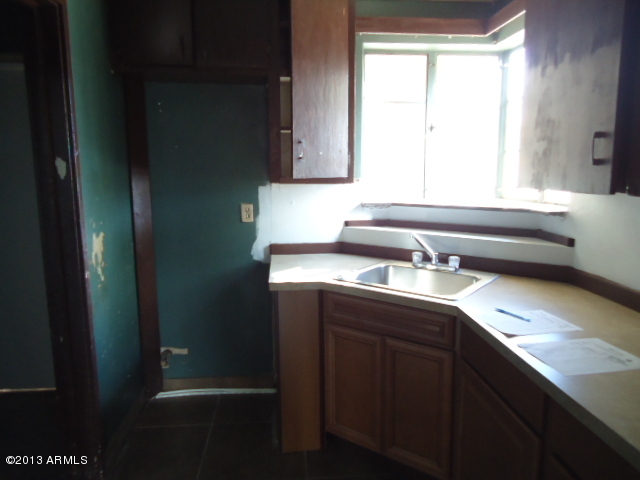 120 West Riverside Street Phoenix, AZ 85041 - Photo 20 of 32 Kitchen 2