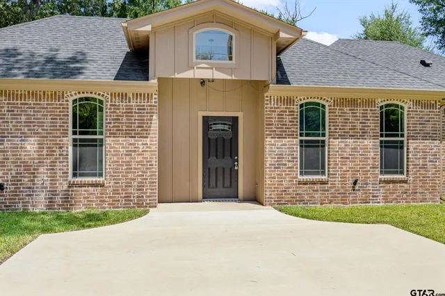 $258,100 | 1720 Outer Drive, Tyler, TX 75701