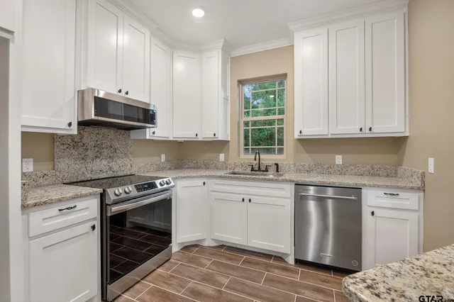 $258,100 | 1720 Outer Drive, Tyler, TX 75701