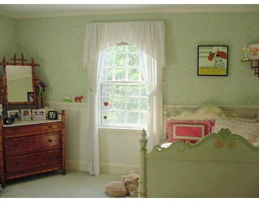 36 Kenmore Road Belmont, MA 02478 - Photo 12 of 12 Gallery Image 12