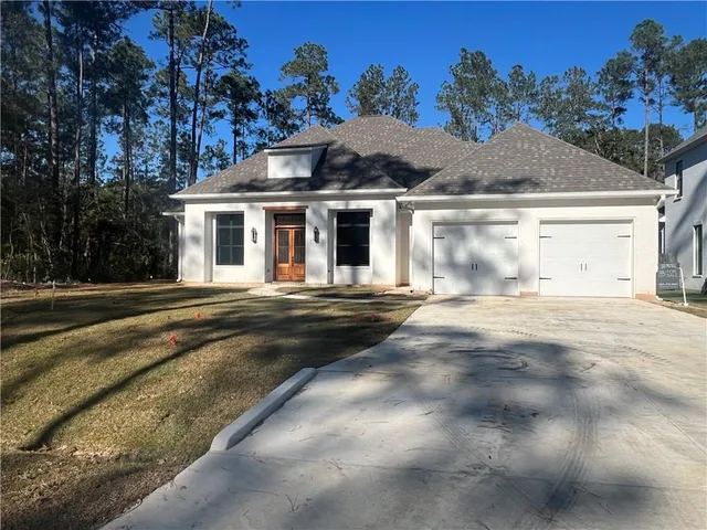 $720,000 | 184 Chateau Papillon, Mandeville, LA 70471