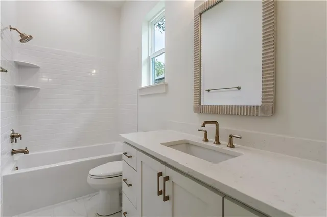 $720,000 | 184 Chateau Papillon, Mandeville, LA 70471