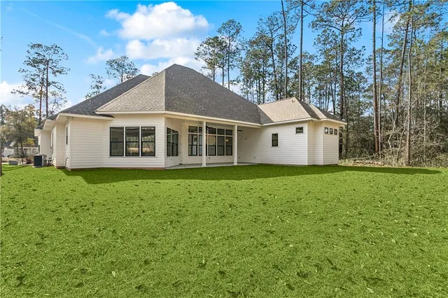 $720,000 | 184 Chateau Papillon, Mandeville, LA 70471