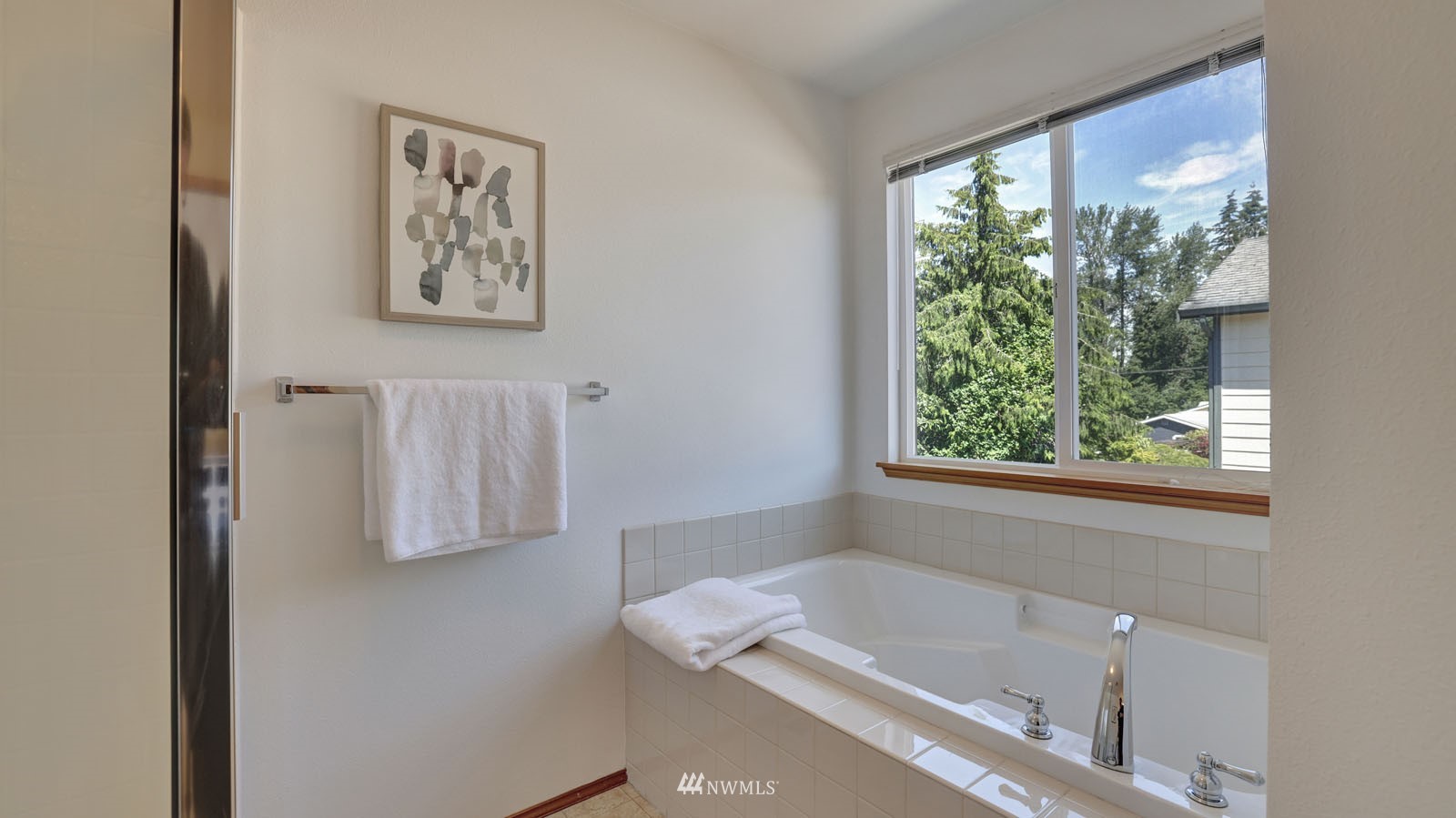 1921 Queen Avenue Northeast Renton, WA 98056 - Photo 17 of 25 Gallery Image 17