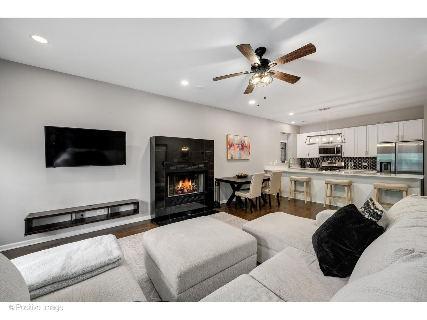 1751 West Division Street, Unit 2E Chicago, IL 60622 - Photo 7 of 24