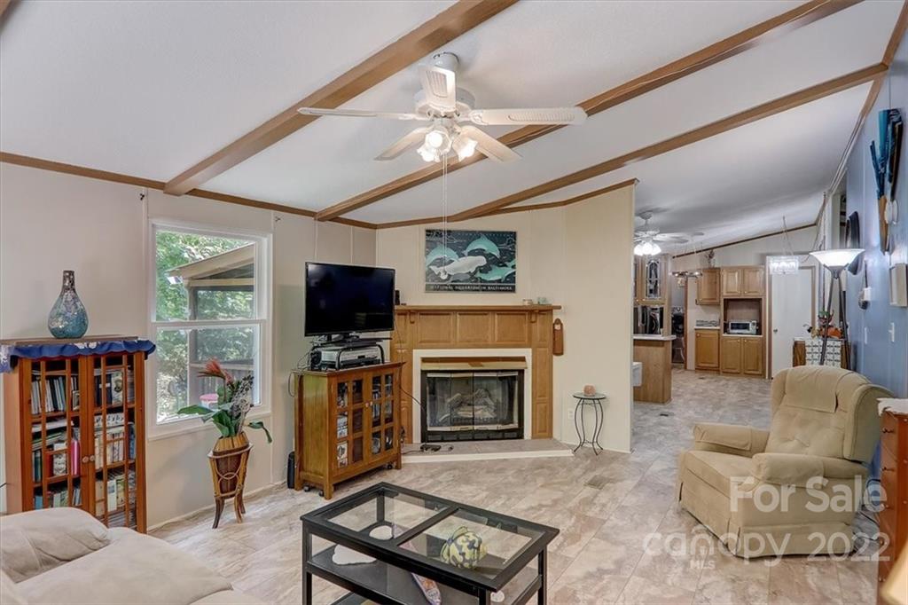 15 Hunter Road Fairview, NC 28730 - Photo 20 of 48 Gallery Image 20