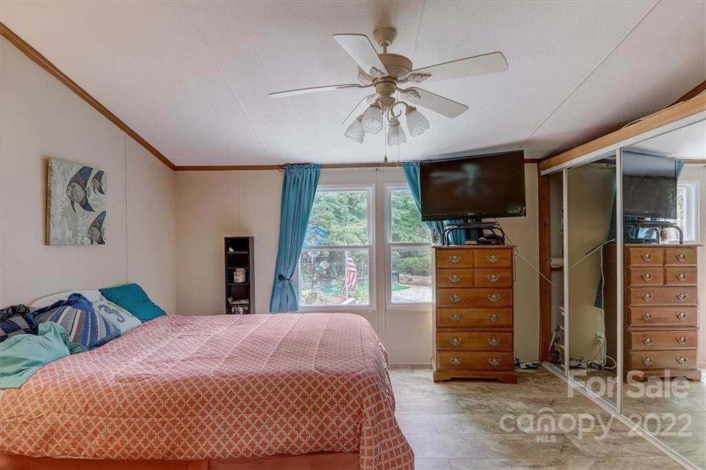 15 Hunter Road Fairview, NC 28730 - Photo 36 of 48 Gallery Image 36