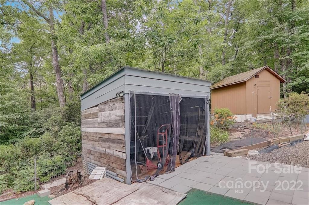 15 Hunter Road Fairview, NC 28730 - Photo 44 of 48 Gallery Image 44