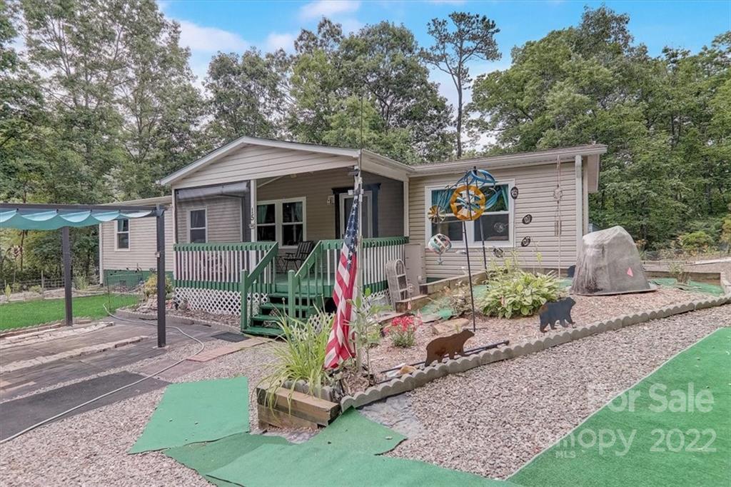 15 Hunter Road Fairview, NC 28730 - Photo 6 of 48 Gallery Image 6
