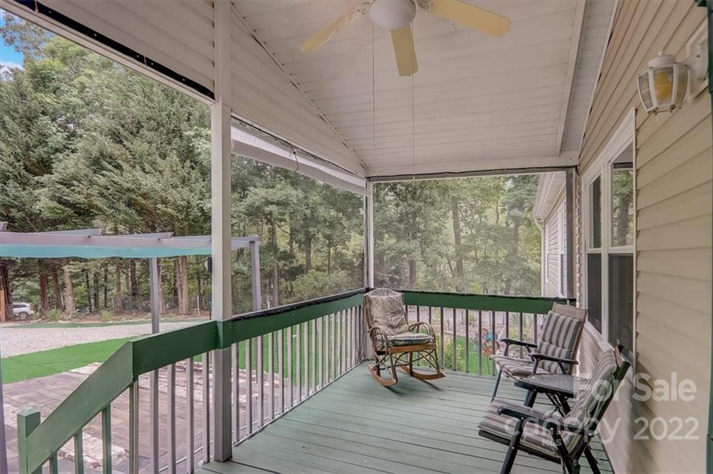 15 Hunter Road Fairview, NC 28730 - Photo 8 of 48 Gallery Image 8