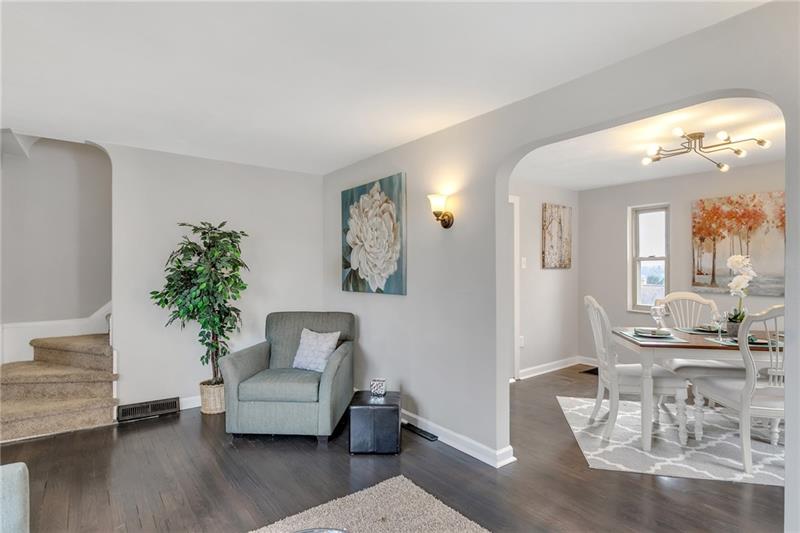 3320 Willett Road Pittsburgh, PA 15227 - Photo 4 of 19 Gallery Image 4