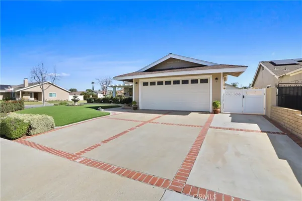 $1,274,800 | 5472 Westmoreland Drive, Yorba Linda, CA 92870