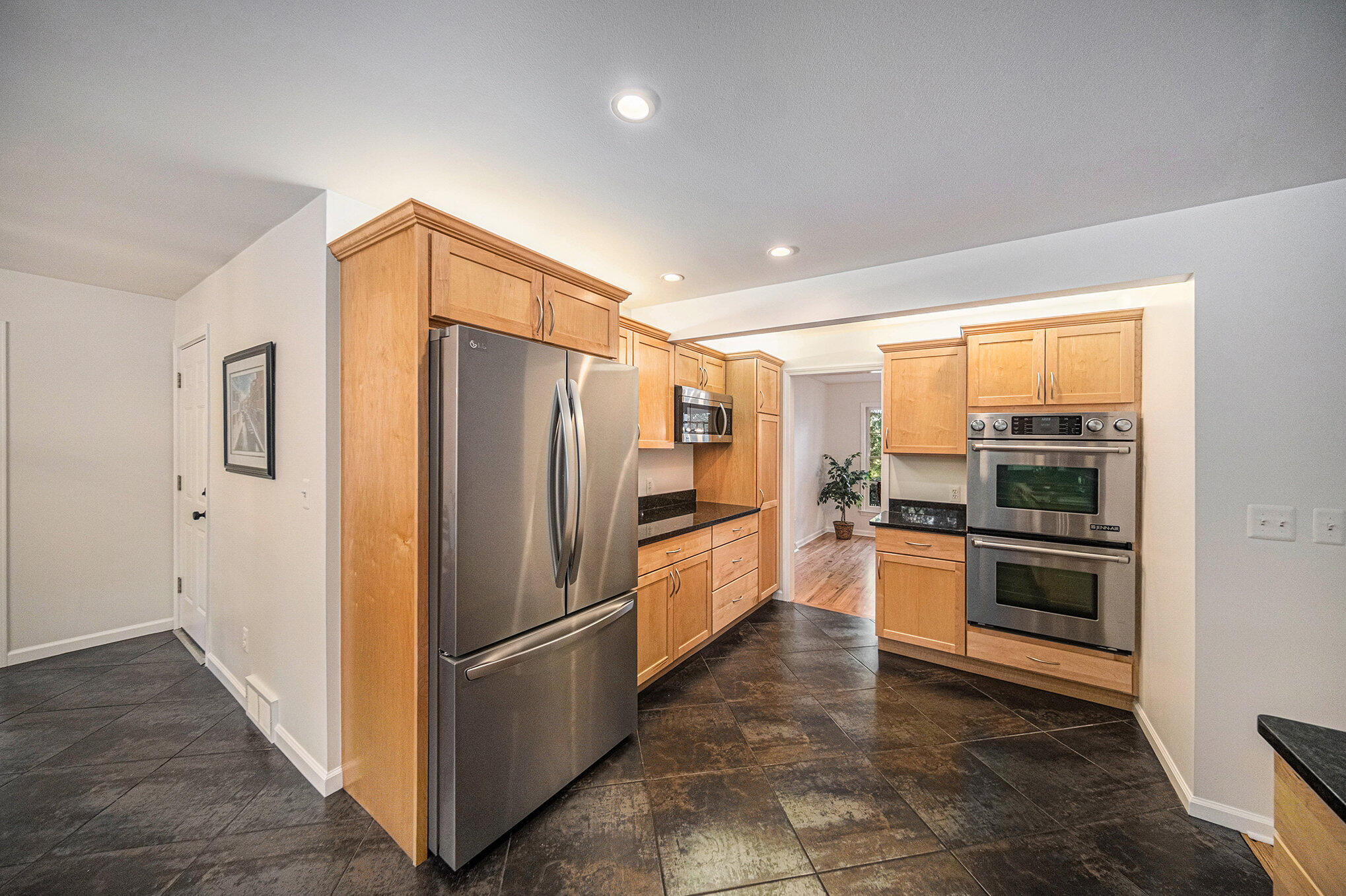 3075 Hunting Valley Road Ann Arbor, MI 48104 - Photo 23 of 60 016_sbp_30_337