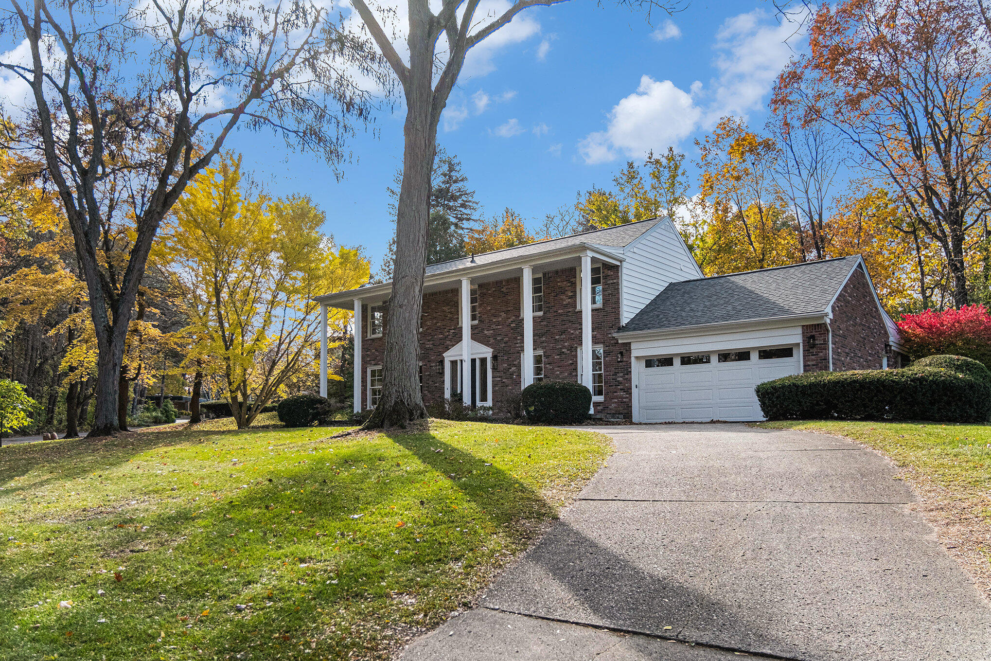 3075 Hunting Valley Road Ann Arbor, MI 48104 - Photo 3 of 60 003_sbp_93_763