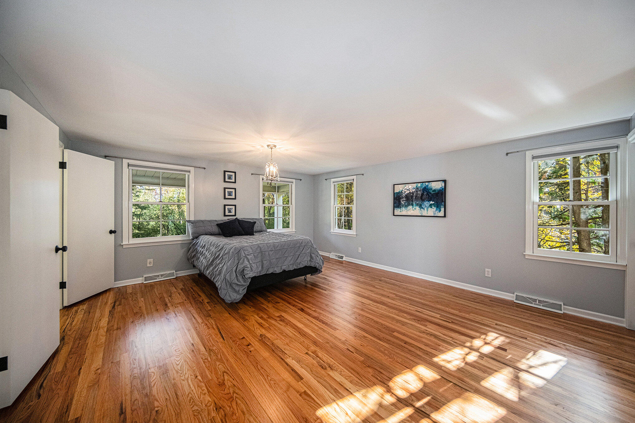 3075 Hunting Valley Road Ann Arbor, MI 48104 - Photo 31 of 60 029_sbp_54_936